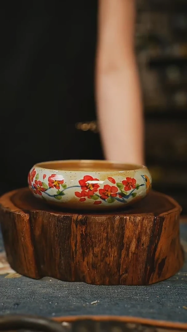 【闪购商品】壶手绘陶瓷，高温釉下彩