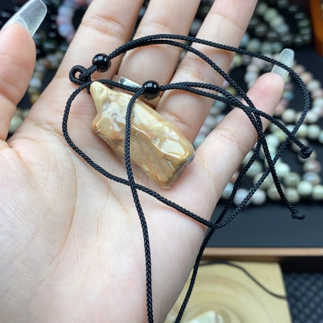 石英质玉手链未镶嵌I**?