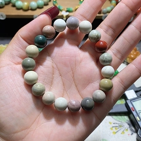 【闪购商品】翡翠颈饰未镶嵌阿拉善手串