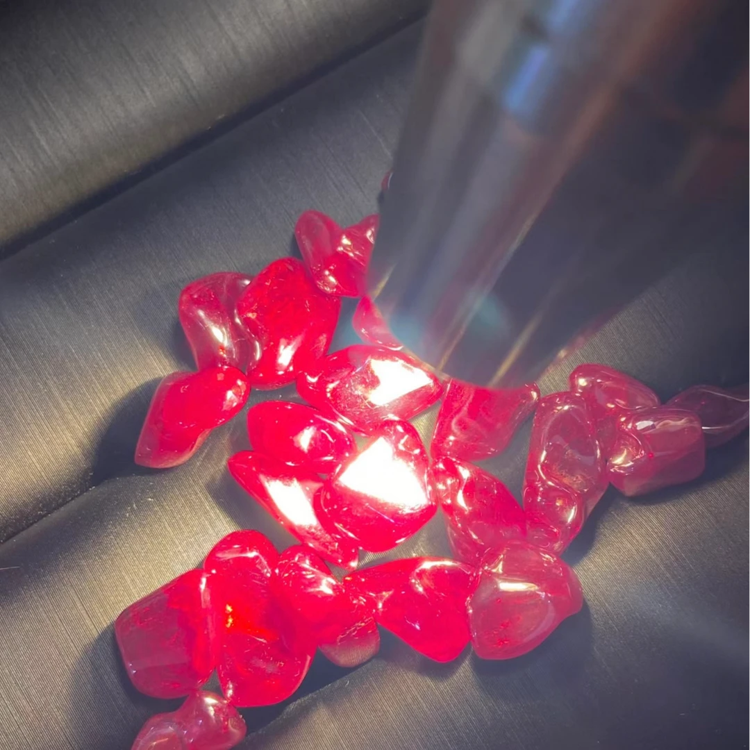 天然辰砂吊坠（直播间现拍链接）