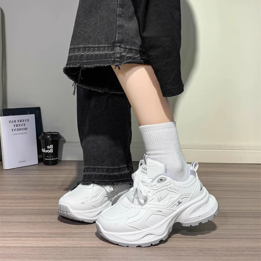 回力白色老爹鞋女2024年秋冬新款休闲女鞋百搭女款厚底皮面运动鞋