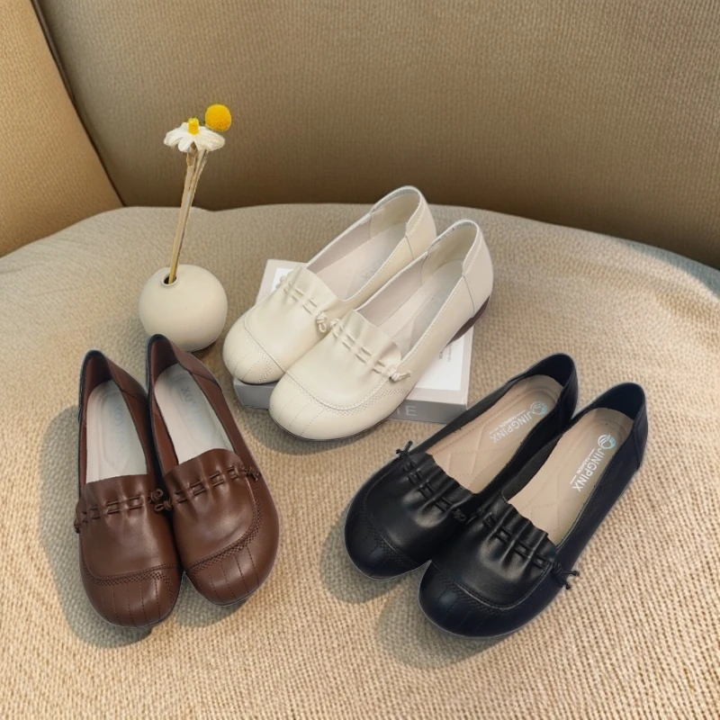 夏季低跟女鞋复古舒适防滑平底软底真皮妈妈鞋圆头浅口百搭休闲鞋