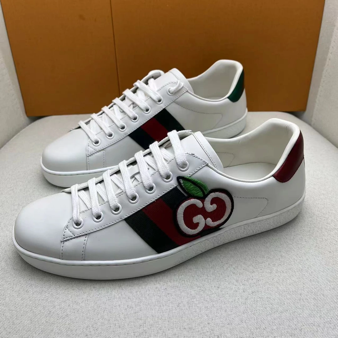 GUCCI/古驰白色苹果刺绣时尚百搭ACE系带板鞋 /多尺码/全新未使用