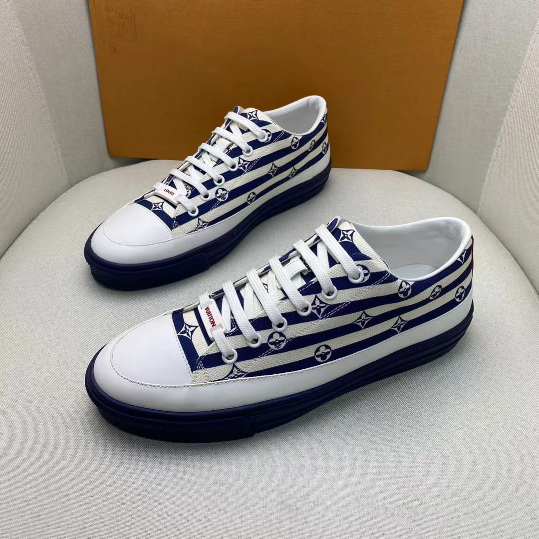 全新未使用 LouisVuitton/路易威登 白蓝老花条纹低帮板鞋/39码