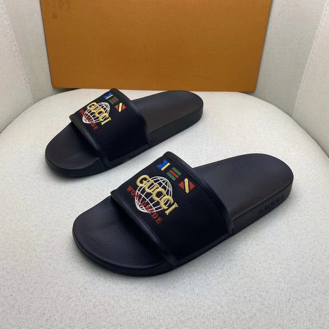 全新未使用 GUCCI/古驰 黑色环球刺绣时尚休闲百搭一字拖/39码