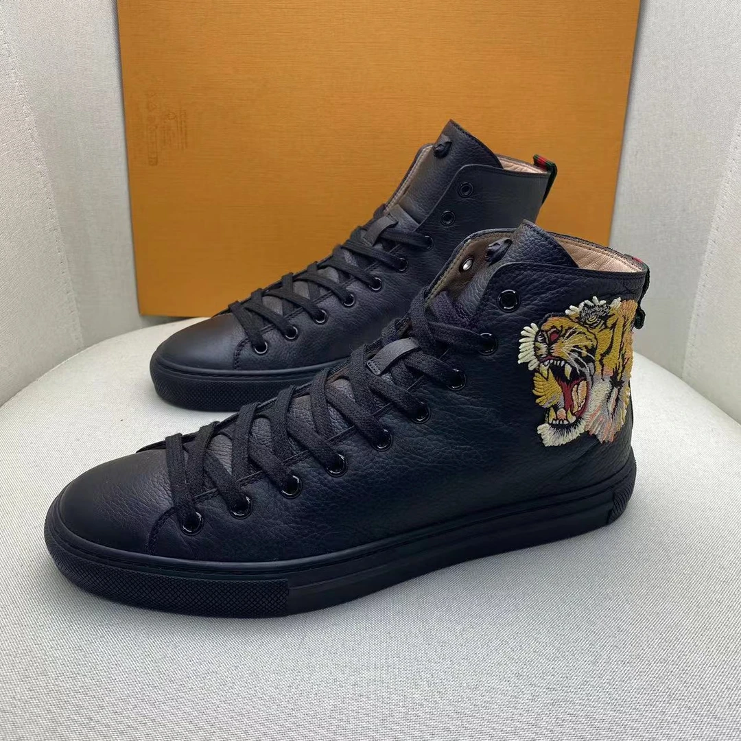 GUCCI/古驰黑色荔枝纹虎印刺绣印花时尚潮流高帮板鞋/40欧/全新