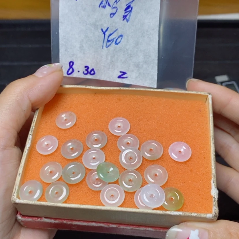 【闪购商品】定制翡翠未镶嵌小****8