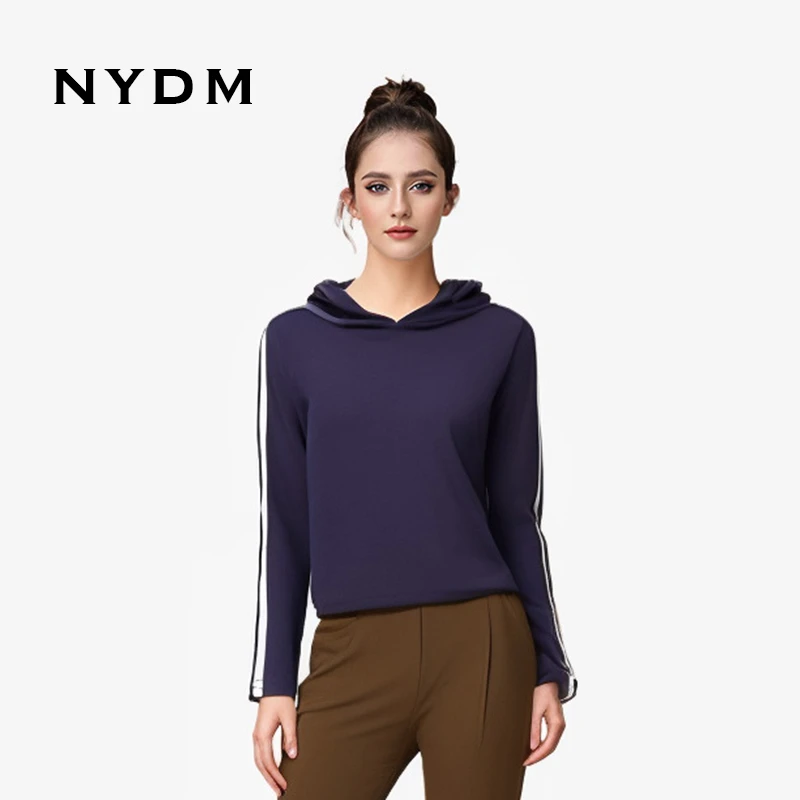 经典帽衫洋气年轻显小三条杠侧条女秋季修身显瘦套头连帽打底衫