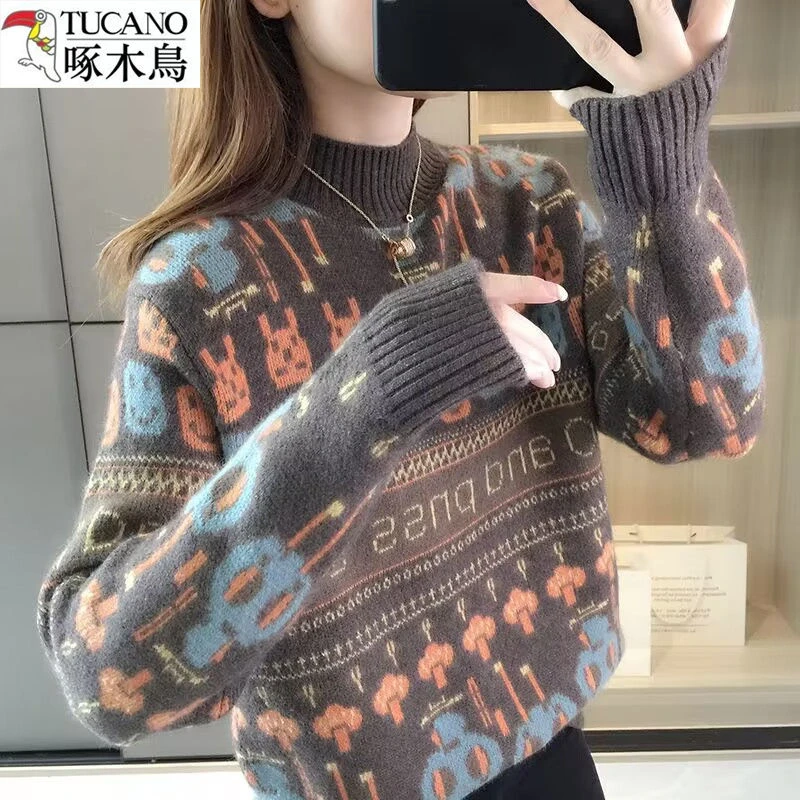 洋气秋冬季半高领印花羊毛衫套头宽松毛衣女大码慵懒风针织打底衫