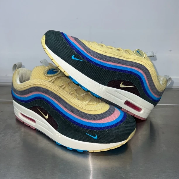 Nike Air max97灯芯绒 41码原盒 99新成色 耐克休闲鞋