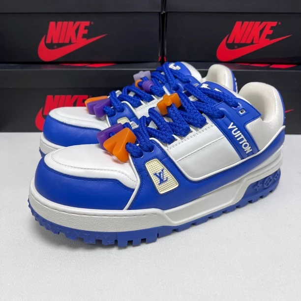 LV Trainer 小胖丁 42码 原盒 全新试穿一次 路易威登 胖丁 白蓝