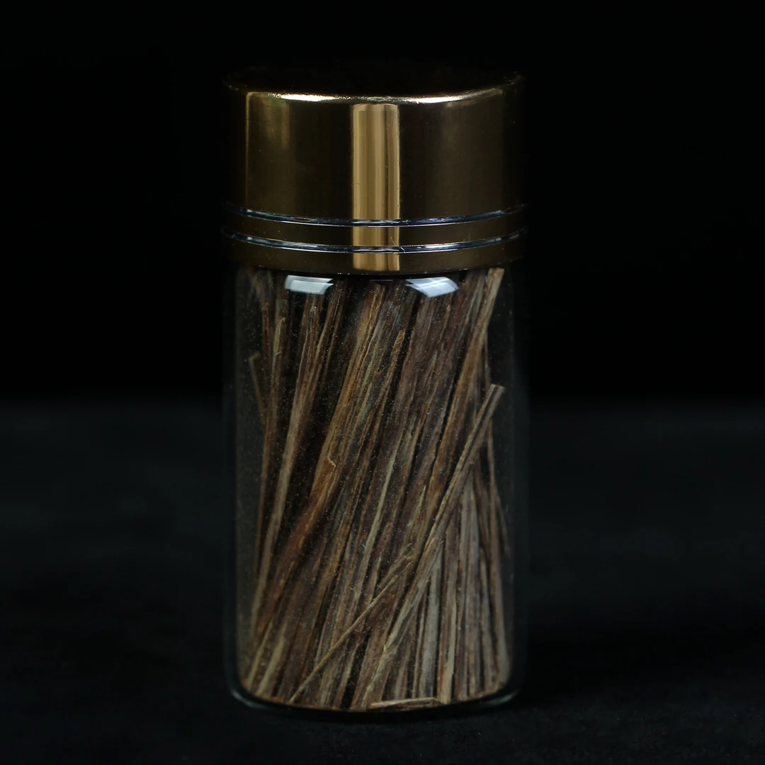 沉香【福香】沉水芽庄沉香香插5克/瓶【清甜凉感钻鼻】华子伴侣