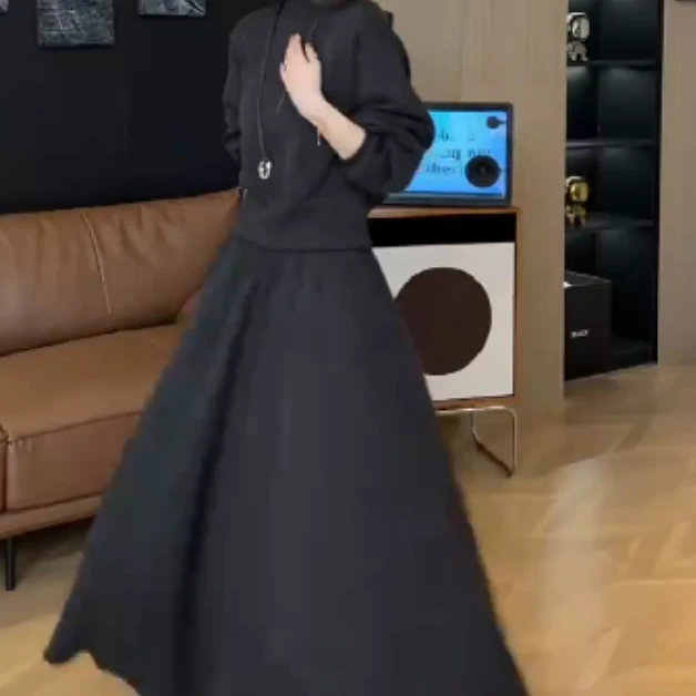 2024秋季新款女装网红气质洋气时尚减龄精品套装裙LOL