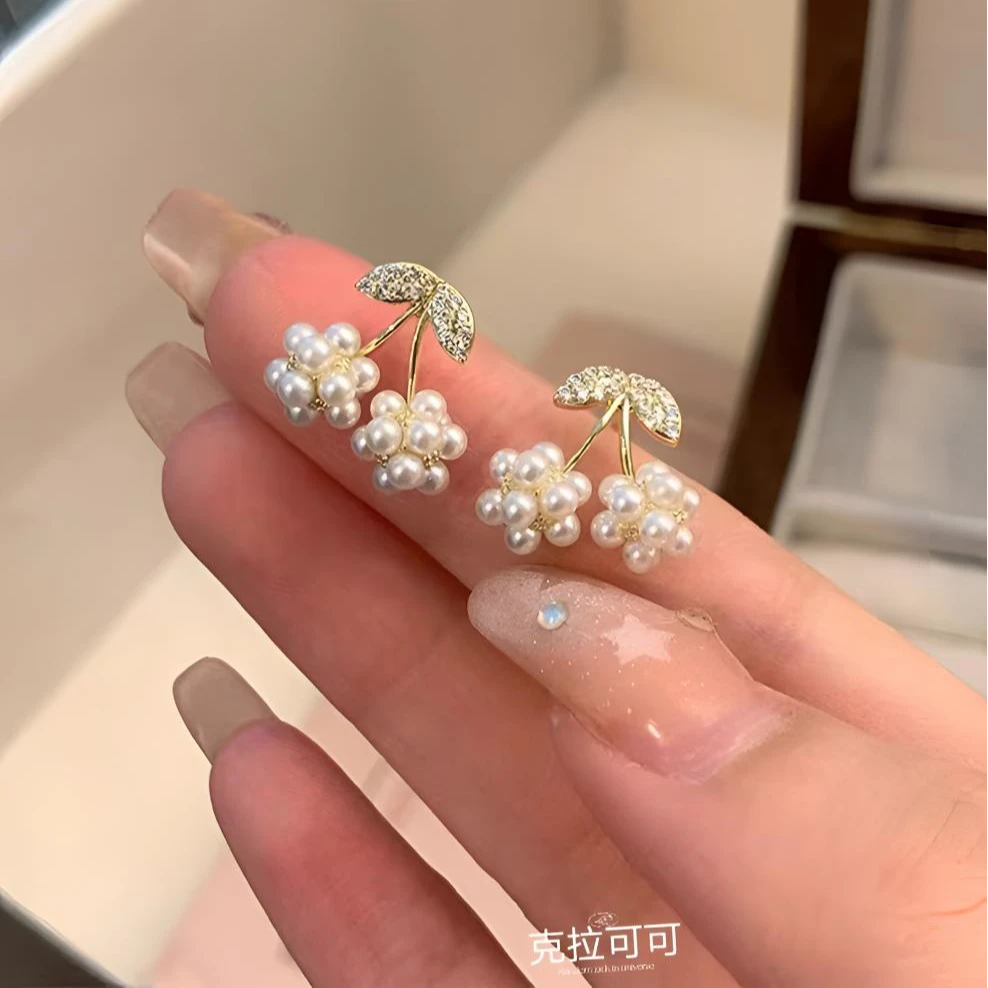 铜合金仿珍珠耳饰 甜美小樱桃耳环气质高级大气复古精致小巧珍珠