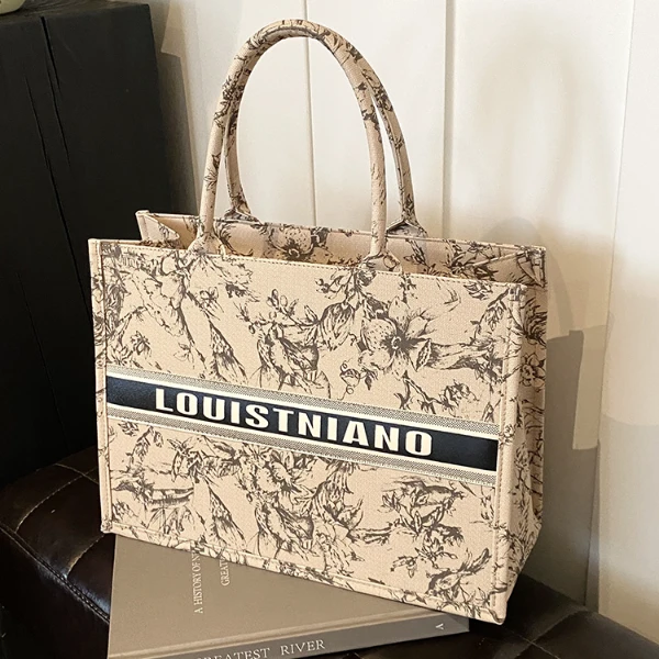 高级感洋气大容量包包女2024夏季新款手提包设计感通勤百搭斜挎包