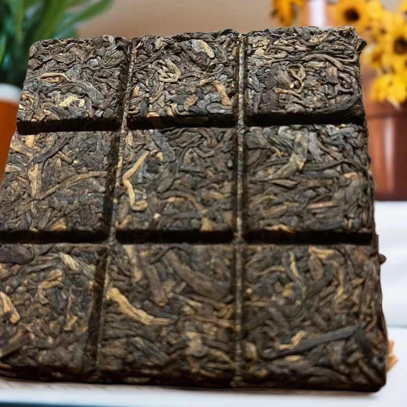 2022年云南普洱熟茶 临沧大雪山九宫格方砖糖香陈香熟茶