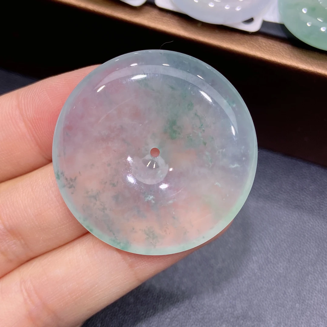 缅甸天然A货翡翠，高冰种飘满花，大平安扣吊坠，冰透时尚，百搭款L