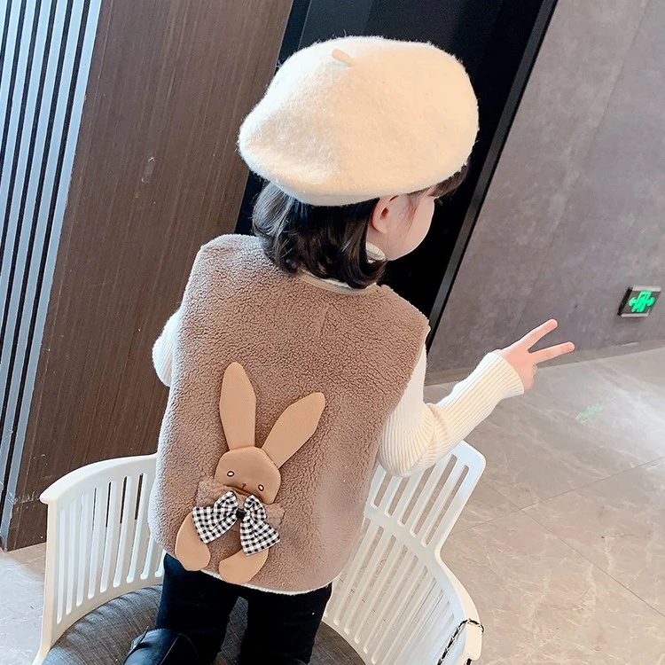 女童马甲春秋新款儿童羊羔绒加厚坎肩外穿上衣女宝宝秋冬卡通背心