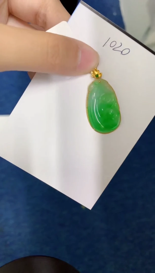 【闪购商品】翡翠颈饰18K金镶嵌0000000000