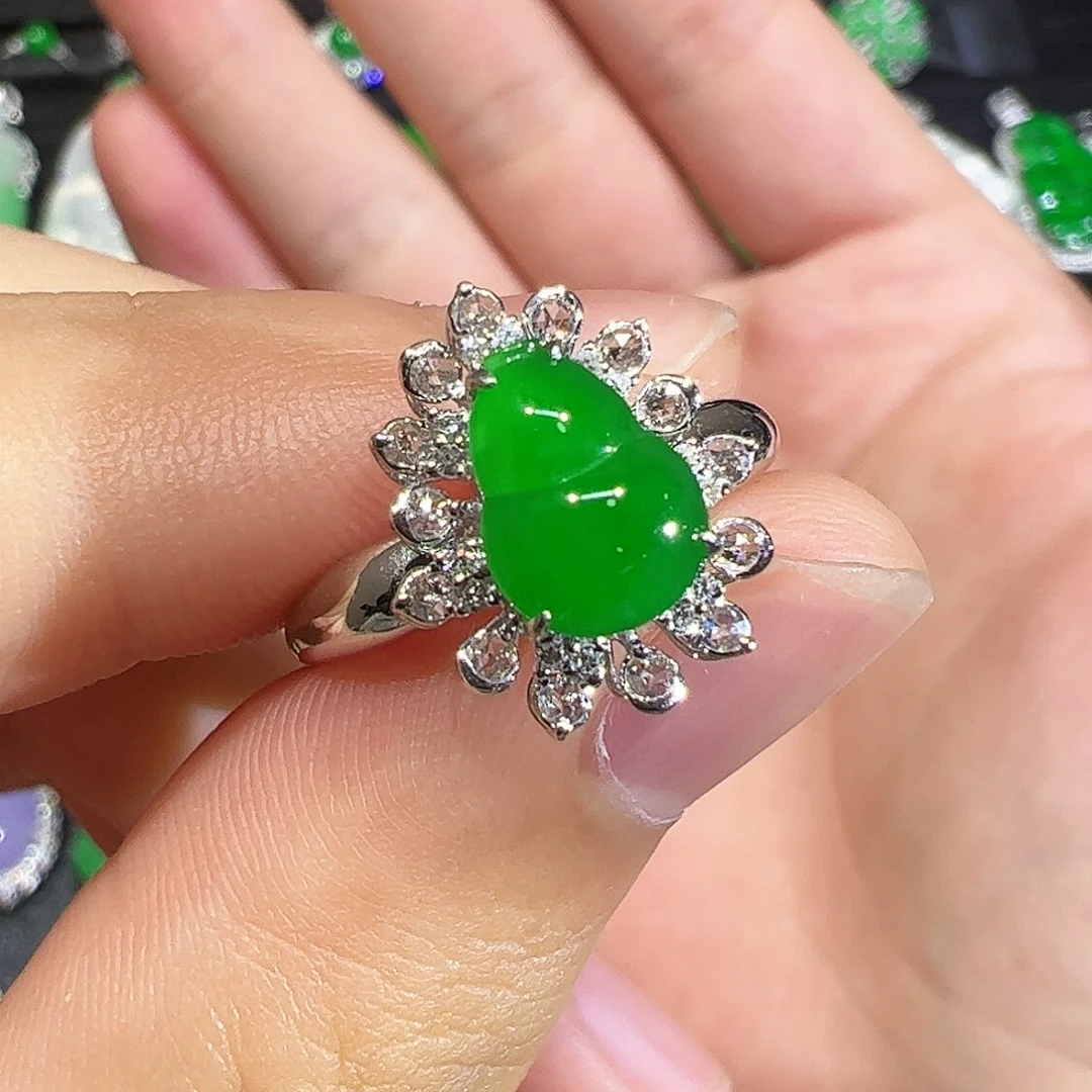 翡翠戒指18K金镶嵌葫芦