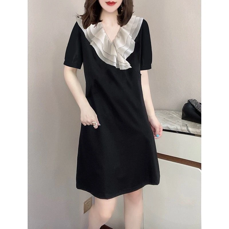 8295 法式温柔风荷叶边黑色v领宽松时尚显瘦女夏季新款连衣裙