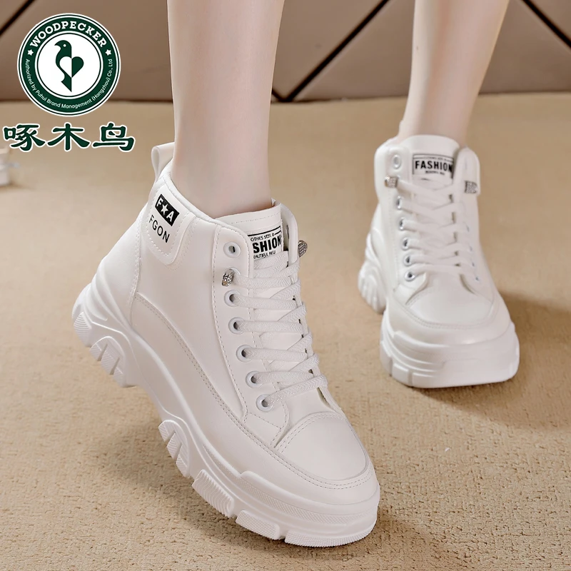 啄木鸟正品真皮马丁靴子女2024年新款爆款冬季加绒百搭高帮小白鞋