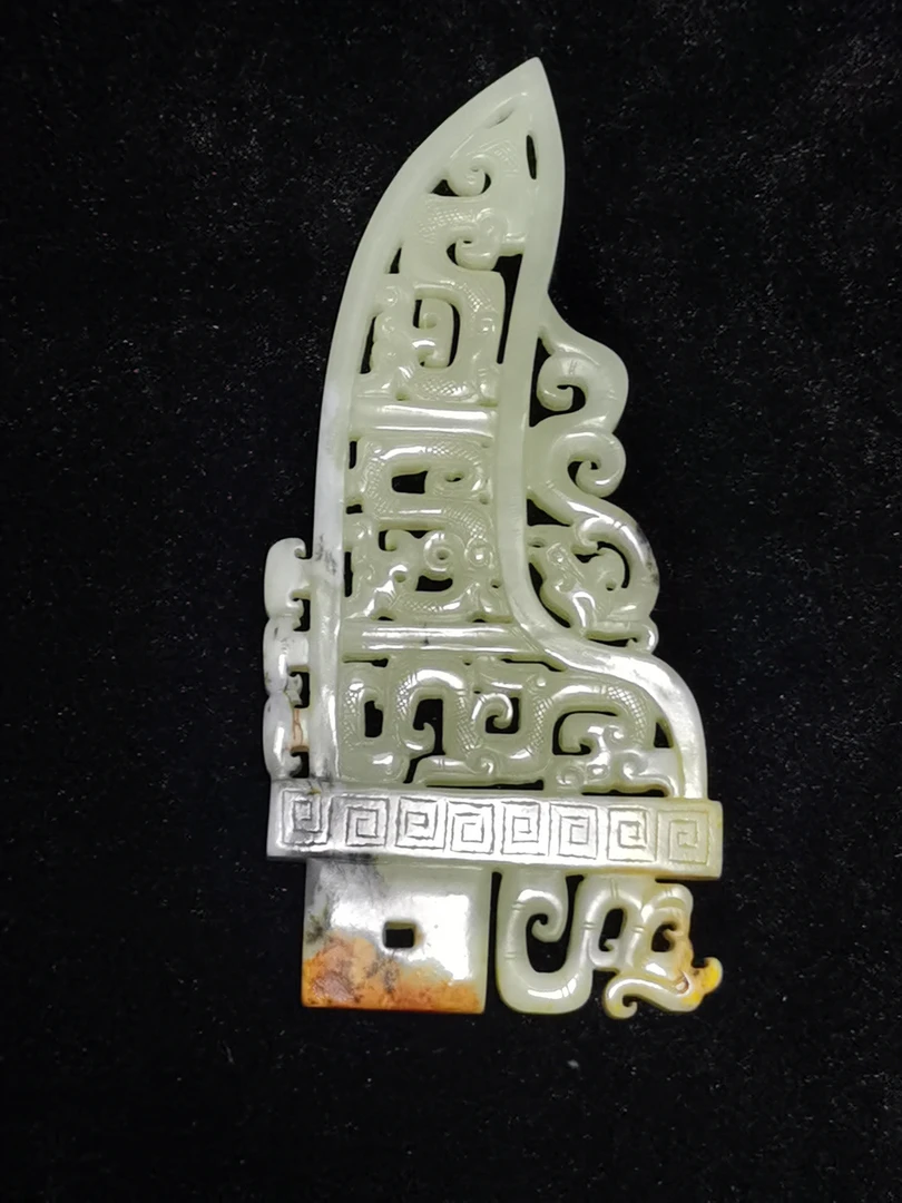 精品精美和田玉摆件