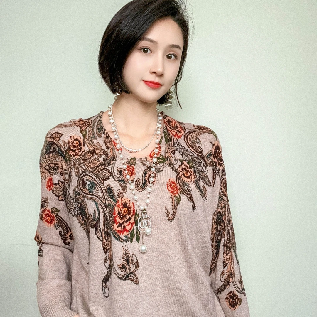 秋季设计感小众时尚洋气长袖V领宽松百搭显瘦套头打底针织衫上衣