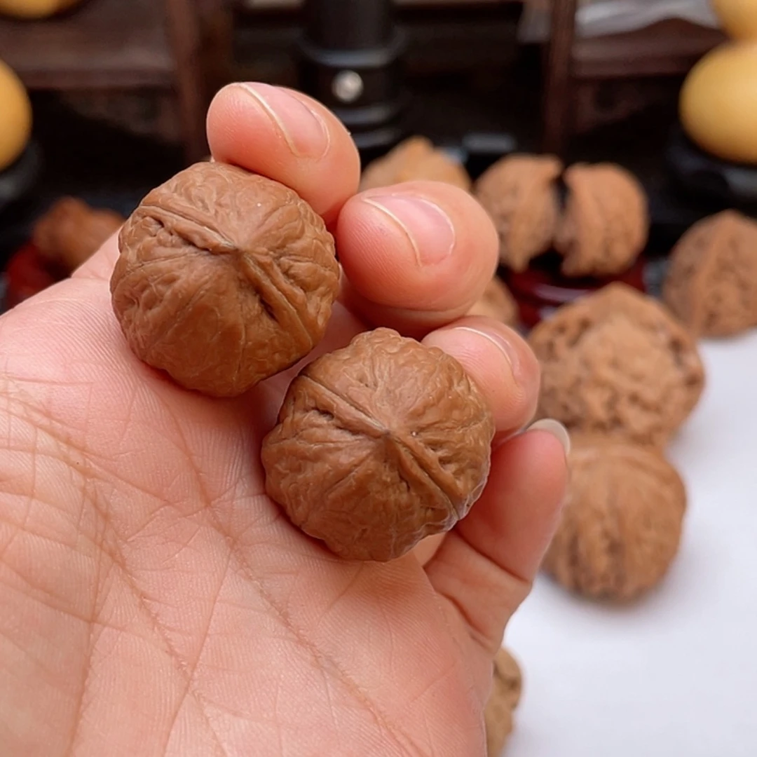 【闪购商品】文玩核桃把件小*哥