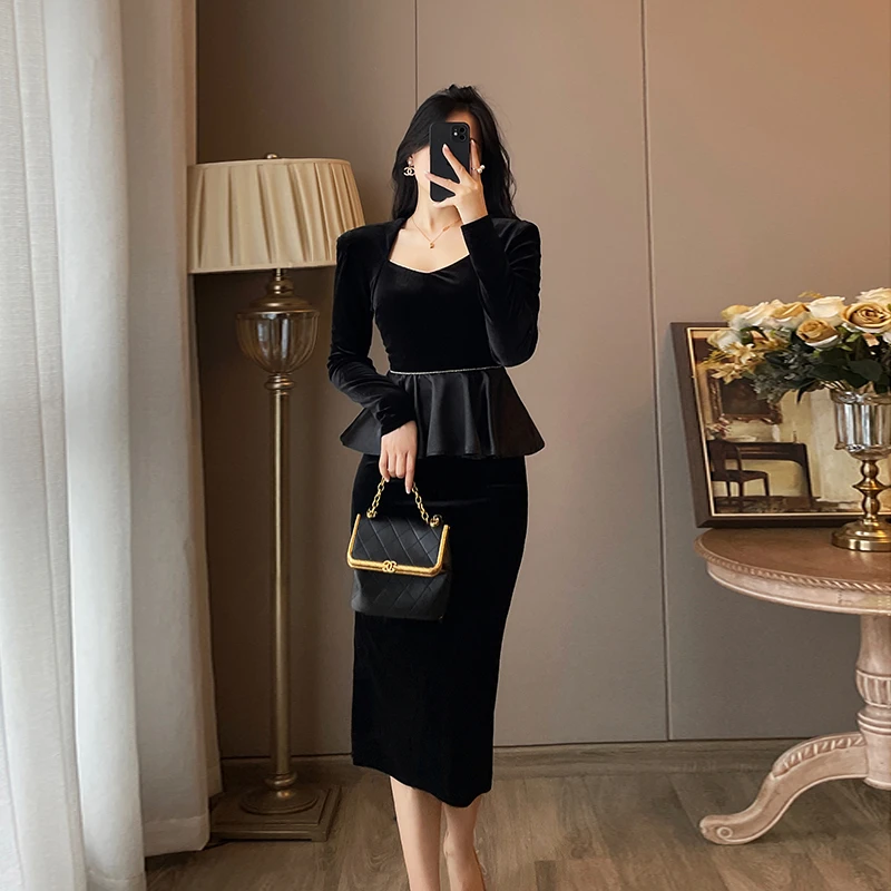 黑色连衣裙女法式复古高级感名媛气质修身赫本风小黑裙7934