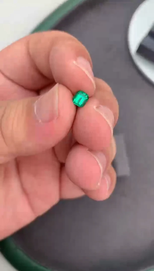 【闪购商品】祖母绿裸石未镶嵌0.62ct祖母绿