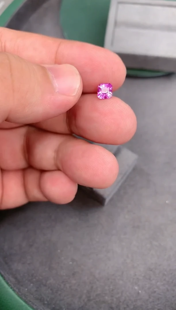【闪购商品】彩色蓝宝石裸石未镶嵌1ct粉蓝宝05150065