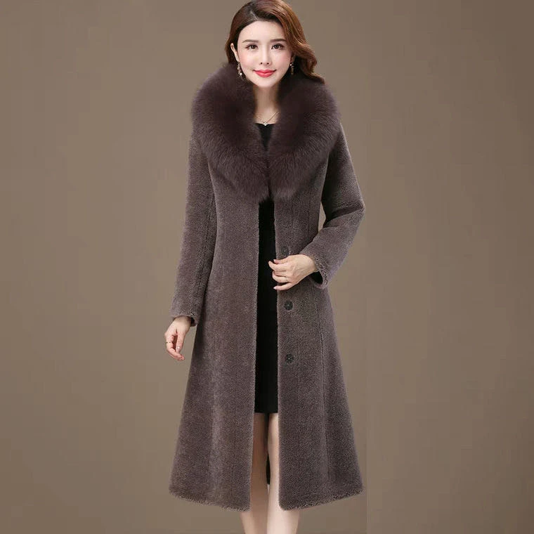 妈妈中老年羊剪绒外套女2023新款颗粒羊毛大衣狐狸领皮毛一体外套