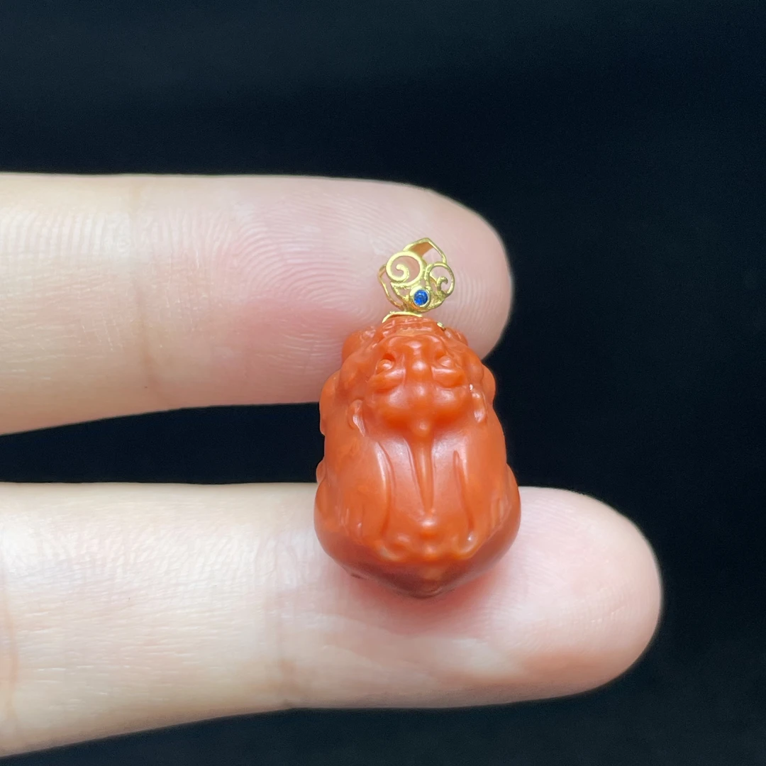 【小魏总珠宝】22  南红18k珠宝吊坠（ 17*13*11mm）