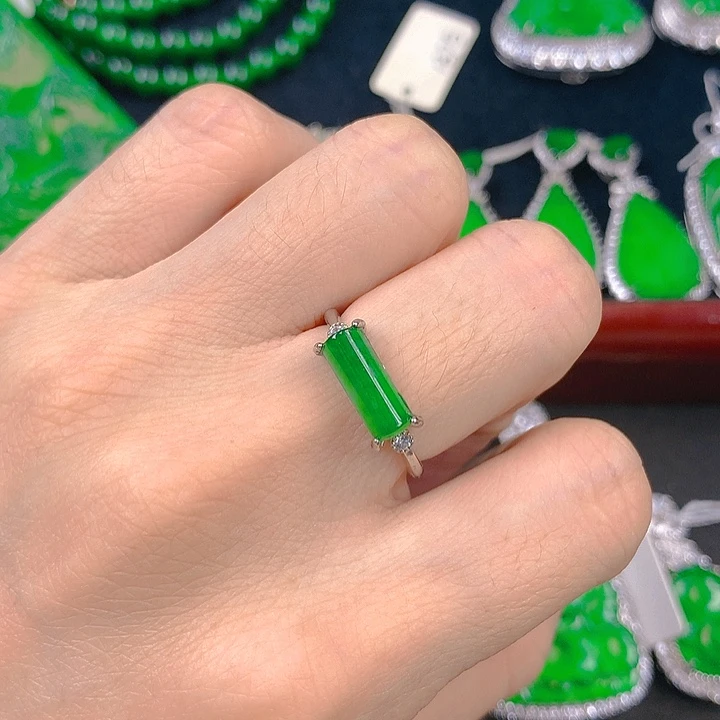 翡翠吊坠(不含链)银S925镶嵌