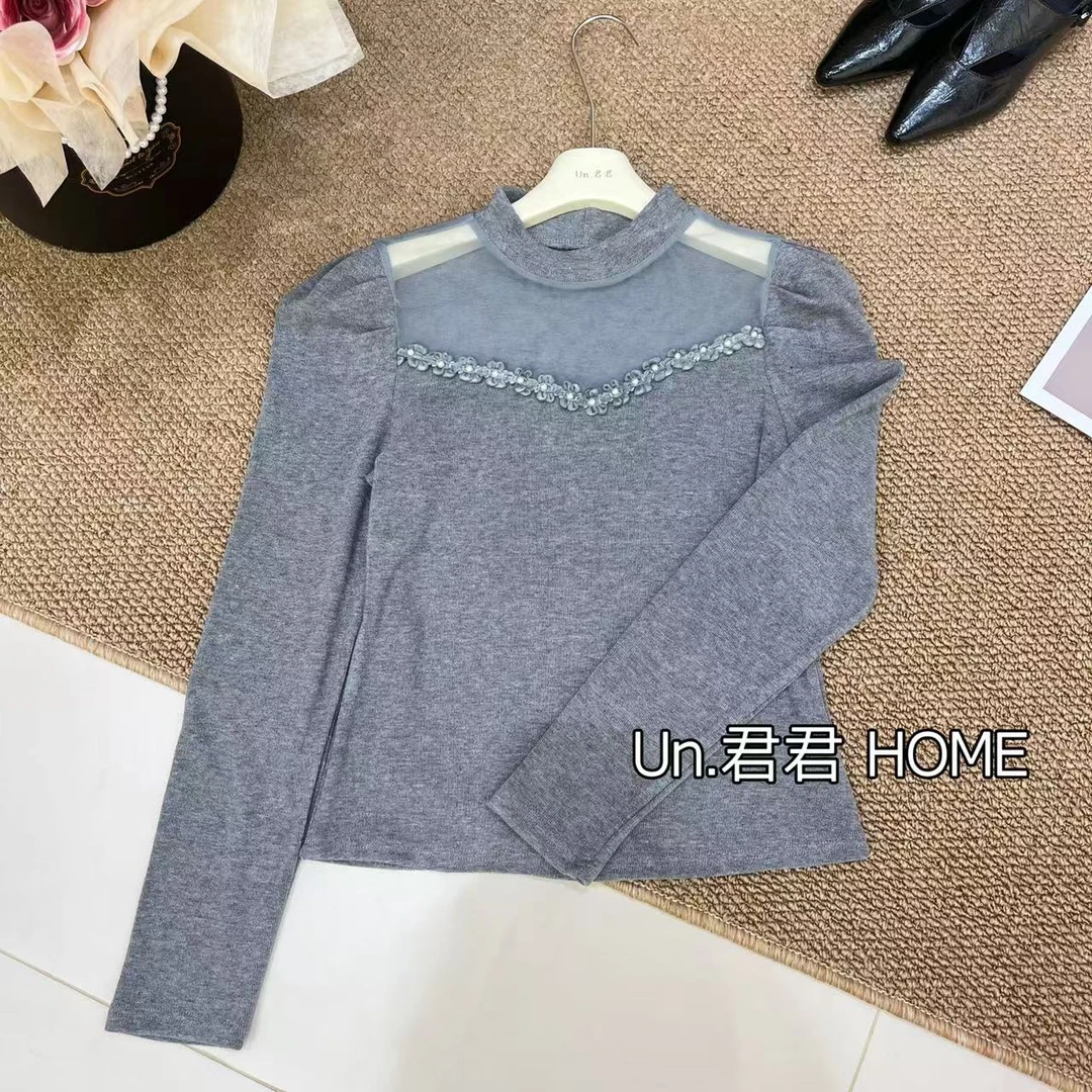 君君家【小花镂空】3222镂空立体小花圆领百搭打底上衣