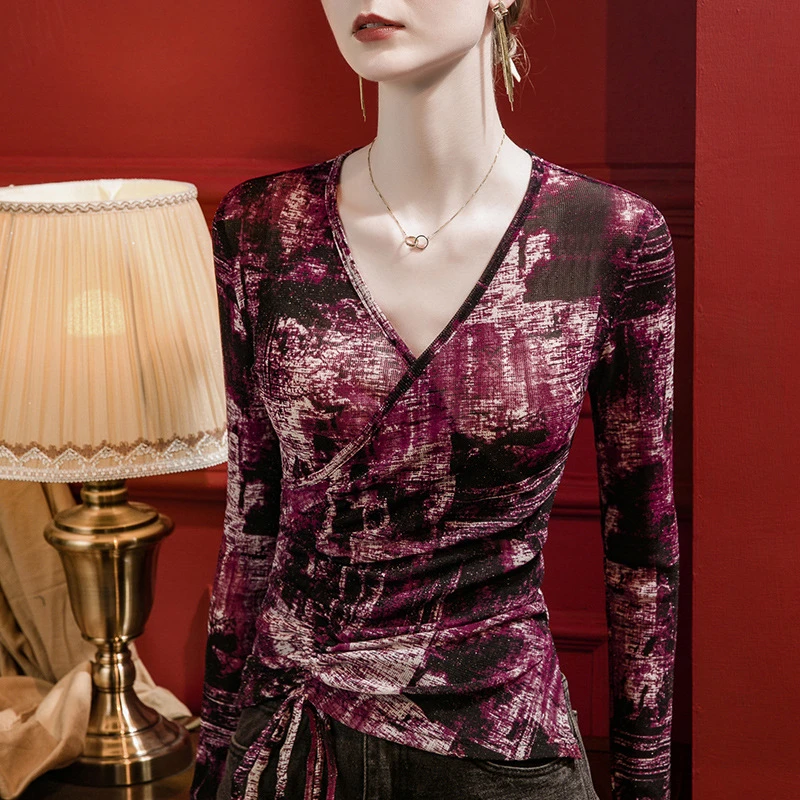 交叉V领褶皱收腰抽绳绑带上衣印花网纱打底衫女修身洋气长袖小衫