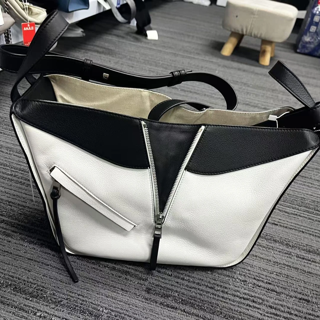 95新 LOEWE/罗意威 安洁利严选单肩包/y1018025