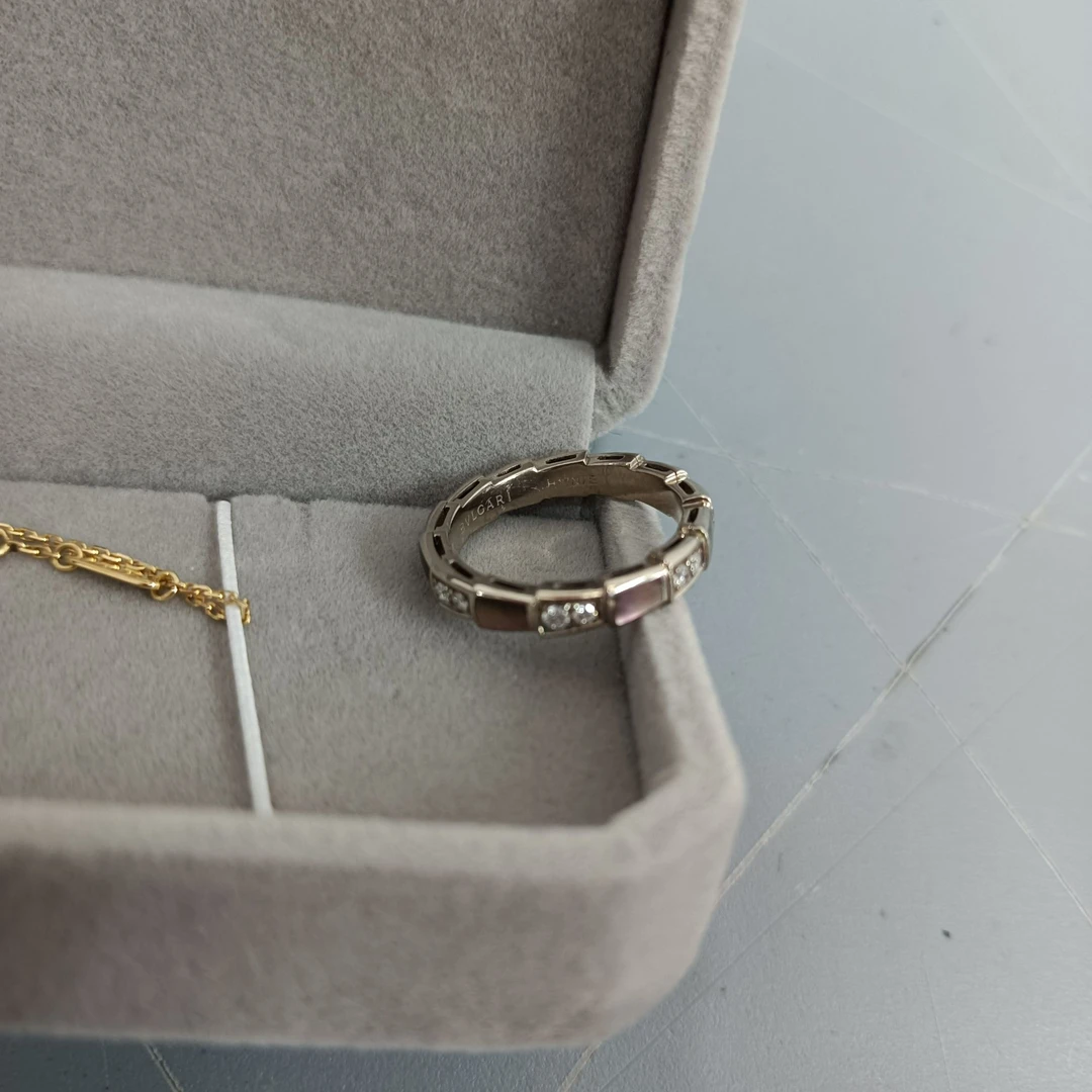 95新 BVLGARI/宝格丽  安洁利田哥戒指/sk0119101