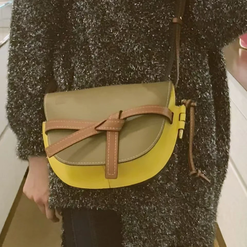 95新 LOEWE/罗意威 安洁利田哥手提包/zh1022379