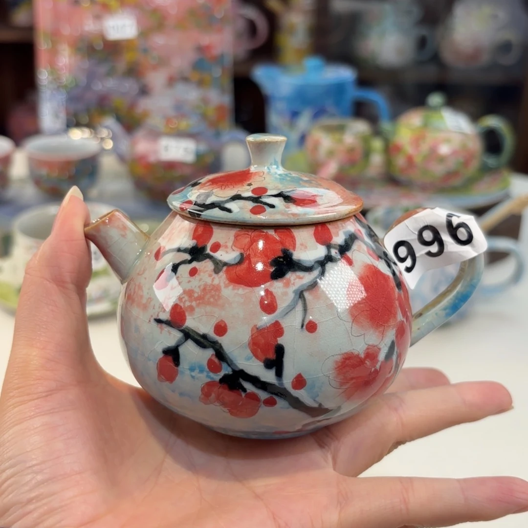 瓷片兔兔盖茨。兔兔好