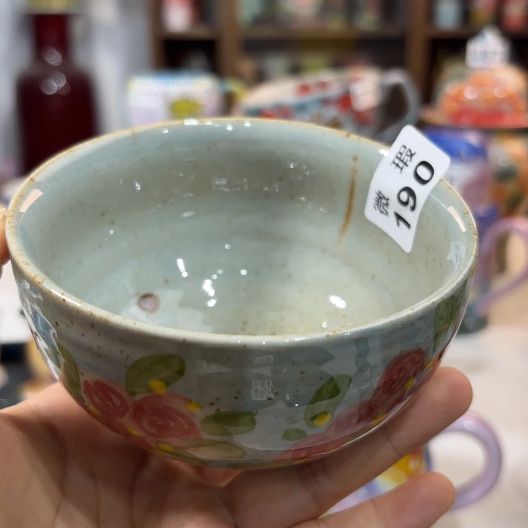 瓷片兔兔好可爱呀好可爱