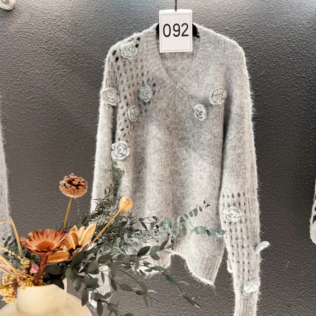 高端定制092 花朵镂空套头毛衣