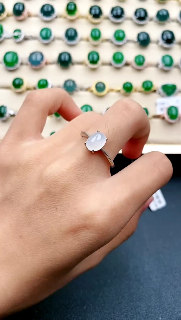 【闪购商品】翡翠戒指银S925镶嵌....