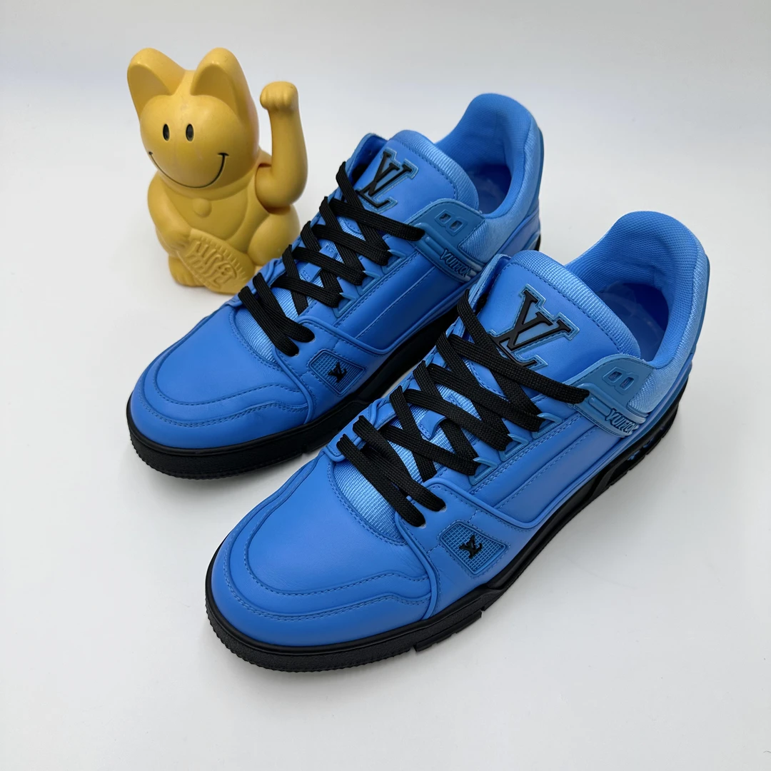 Lv/42码/黑蓝拼接Trainer低帮板鞋/98新