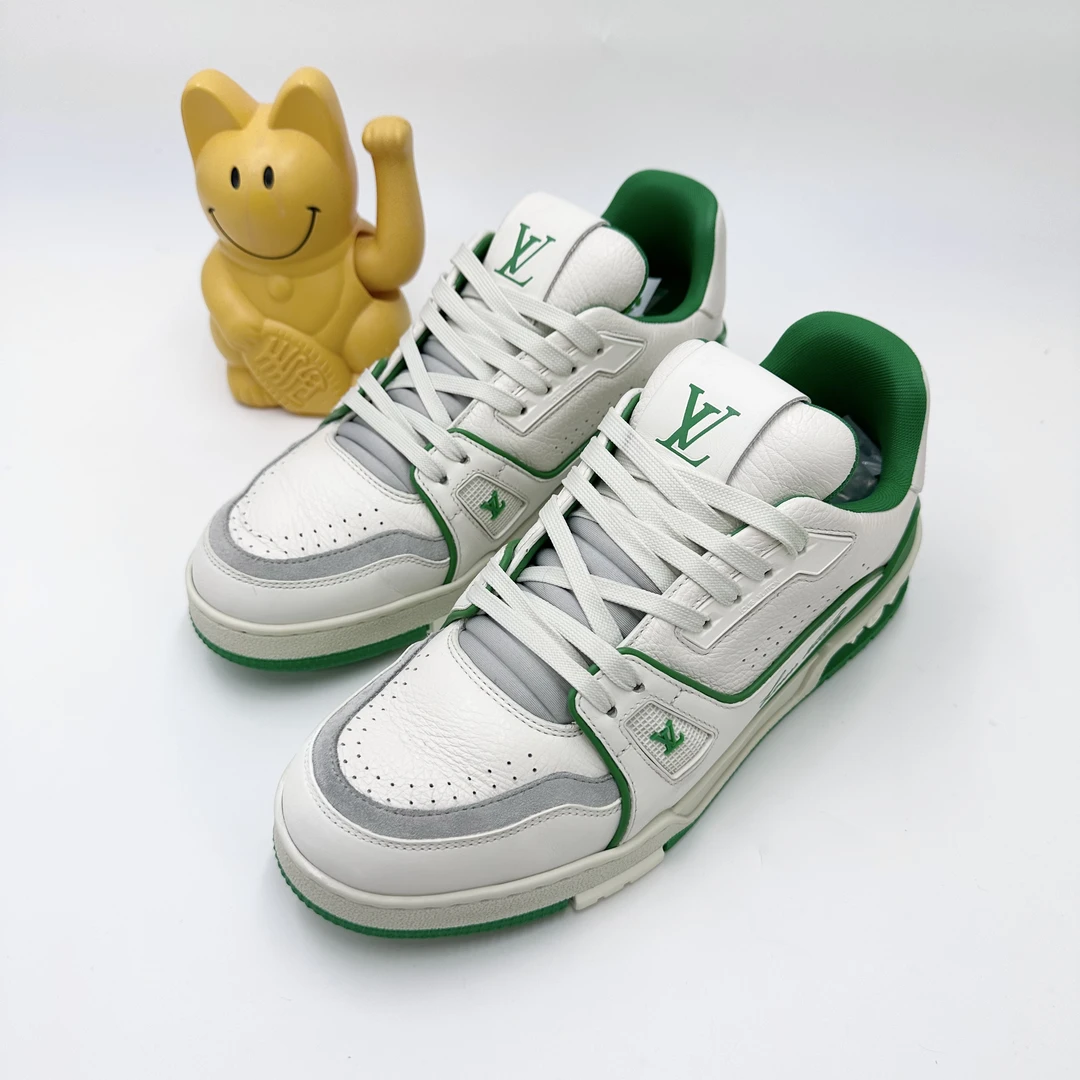 Lv/40.5码/新款白绿水泥Trainer板鞋/95新