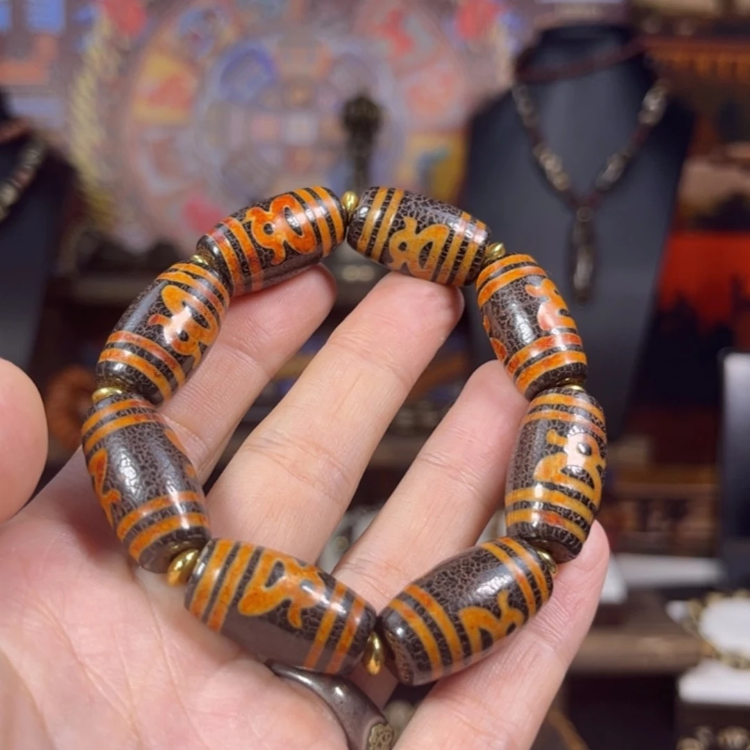 精品藏式cc玛瑙手串