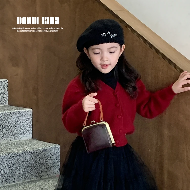 【嗒囜】女童韩版V领针织开衫外套洋气时尚百搭亲子装上衣237607