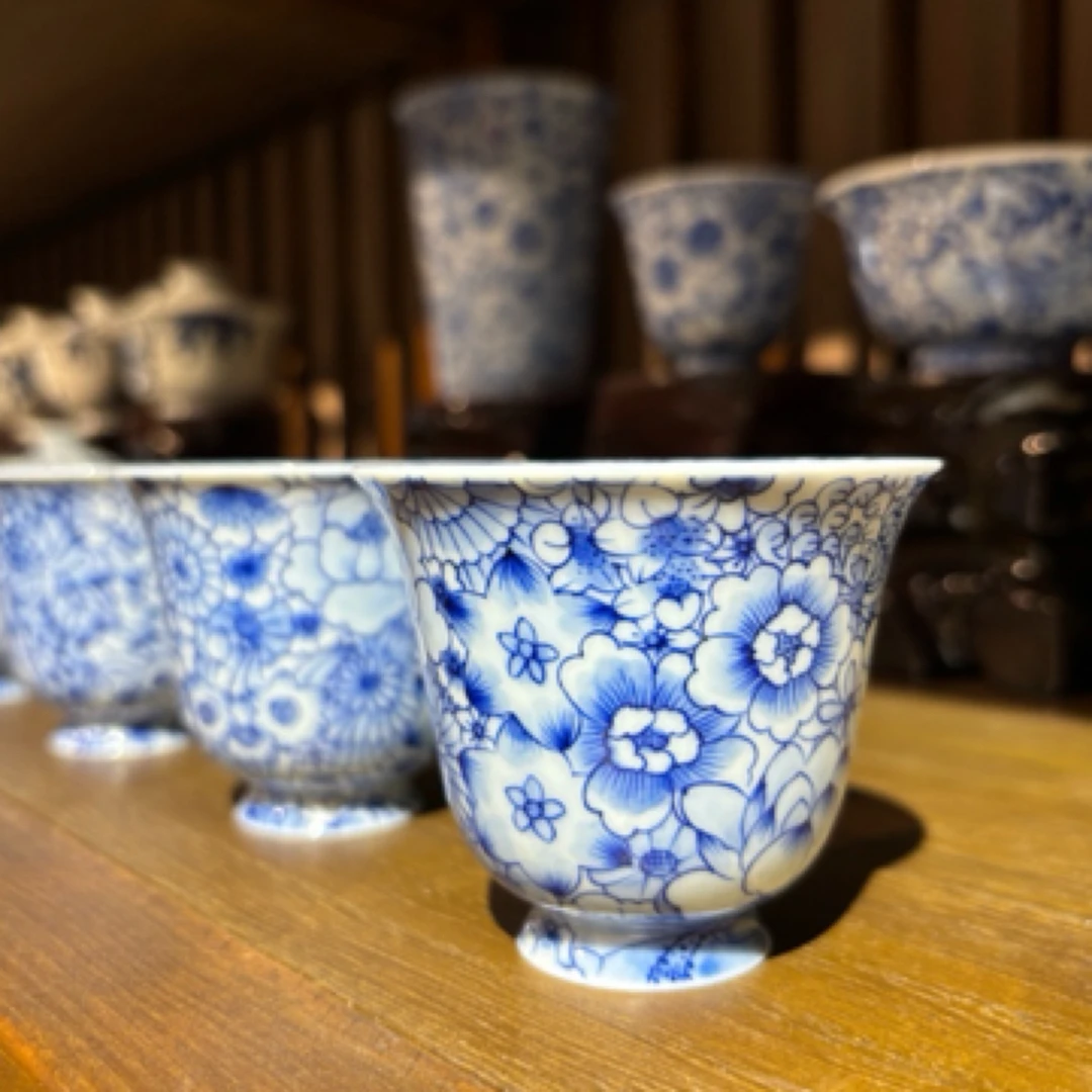 景德镇手绘玉泥万花铃铛杯