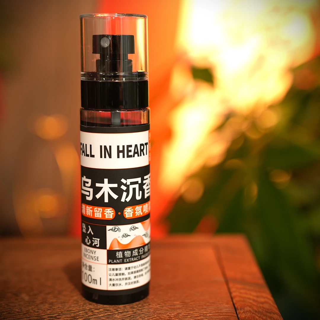 【Fall In Heart】乌木沉香 香薰喷雾 100ml/一瓶 坠入心河